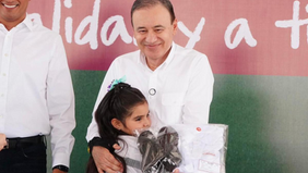 Compromiso cumplido: Gobernador Durazo concluye entrega de uniformes gratuitos en los 72 municipios