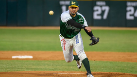 Yoanner Negrín blanquea a Tomateros y Cañeros toma ventaja