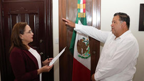 Toma protesta doctora Karla Córdova González a funcionarios 2024-2027