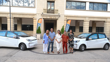 Reciben contribuyentes cumplidos los dos automóviles que se ganaron en el sorteo “En la H, ¡Cumpliendo Ganas 2026!"