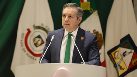 Propone Omar Del Valle Colosio que el gobierno pague pipa de agua cuando no haya suministro