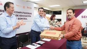 Beneficia Gobernador Durazo a más de dos mil docentes con entrega de computadoras: SEC