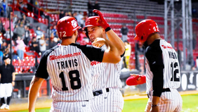 Caliente deja en el terreno del estadio Francisco Villa a Piratas de Campeche