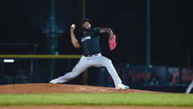 Conspiradores se impone a Bravos en entradas extras