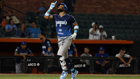 Los Yaquis pegan en Hermosillo, en noche histórica para Samuel Zazueta