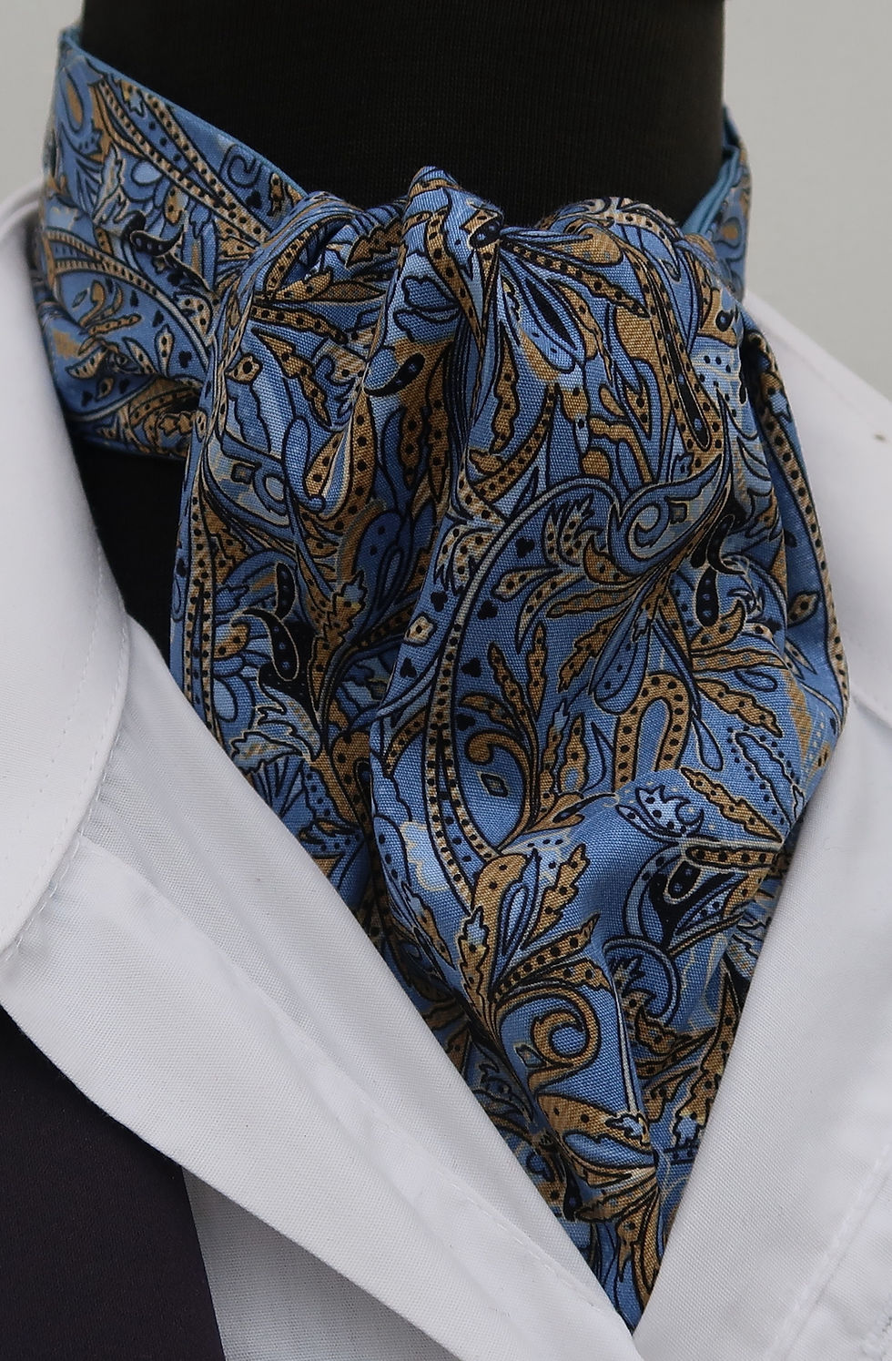 Thumbnail: Mens French blue and Black Paisley Design Cotton Stock / Pocket square
