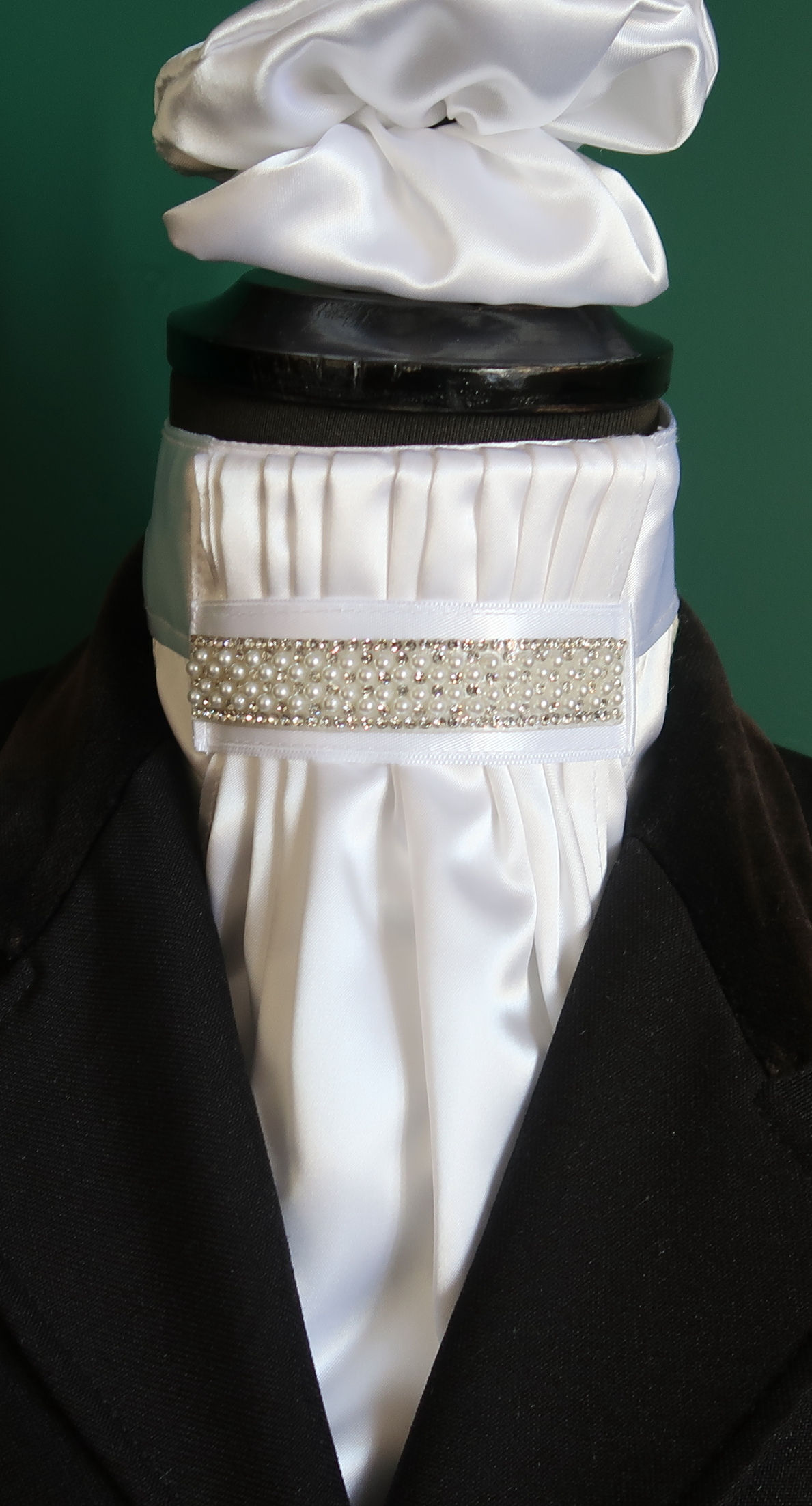 Ready Tied Riding Stock Bib with Pearl and Diamante Detail