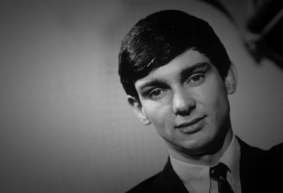 I'm Gonna Be Strong - Gene Pitney