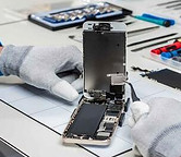 technician performing Phone repair services in charlotte nc