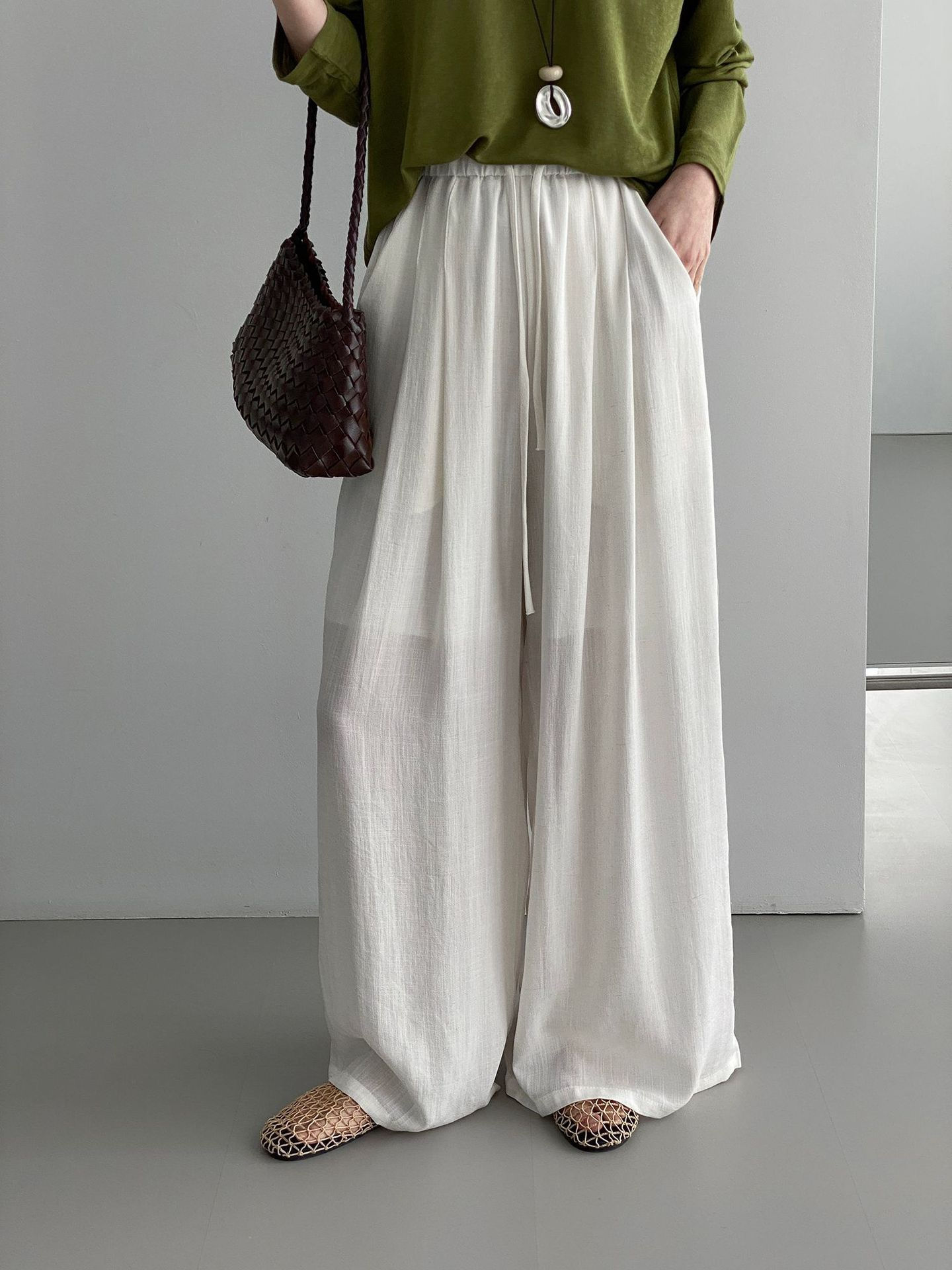 Namo Korean Style Relaxed Comfortable Elastic Waist Wide-Leg Pants (2700)