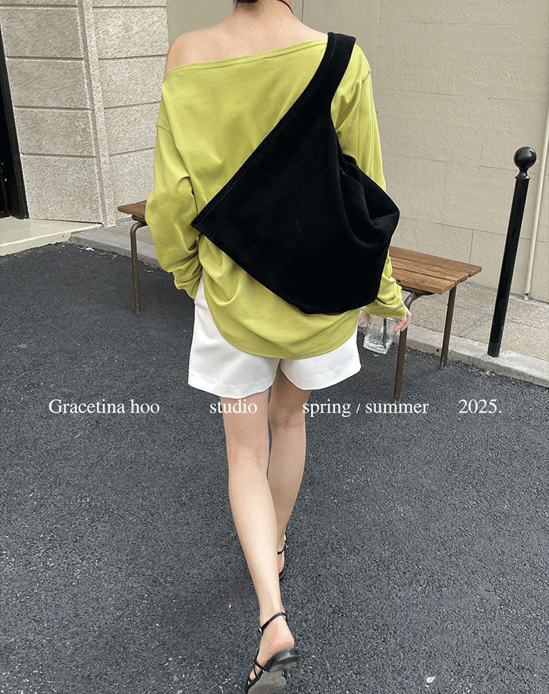 Thumbnail: Gracetina hoo Simple Off shoulder Two-Wear Irregular Long sleeve T-shirt Top