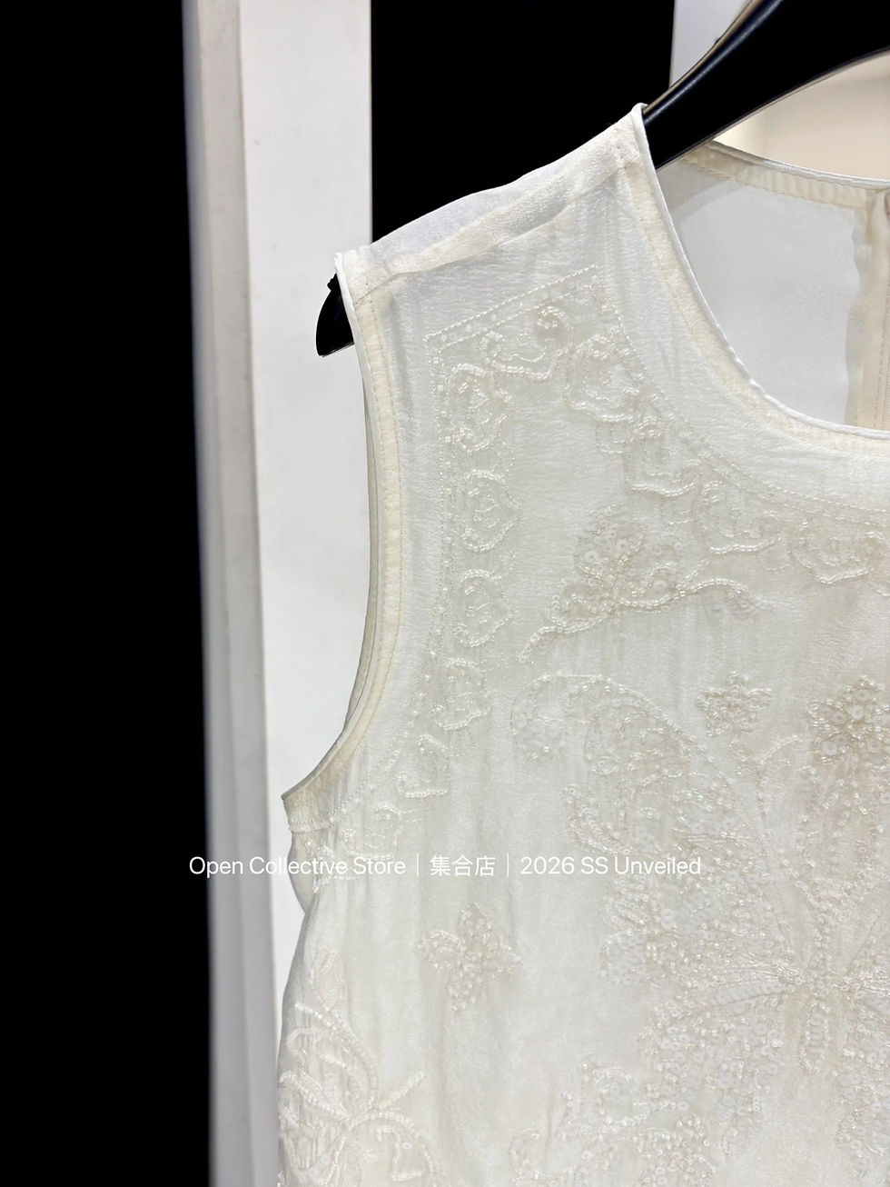 Thumbnail: Open Collection New Chinese Style Sheer Beaded Embroidery Vest (B7370)