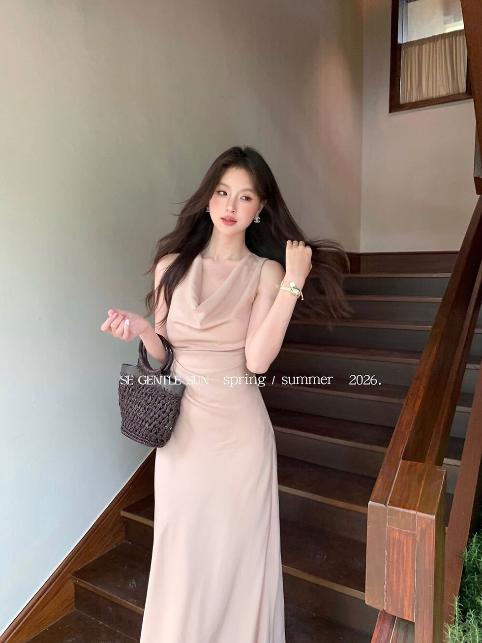 Thumbnail: SE GENTLE SUN French Style Elegance Tencel Drape Neckline Slimming Dress (88653)