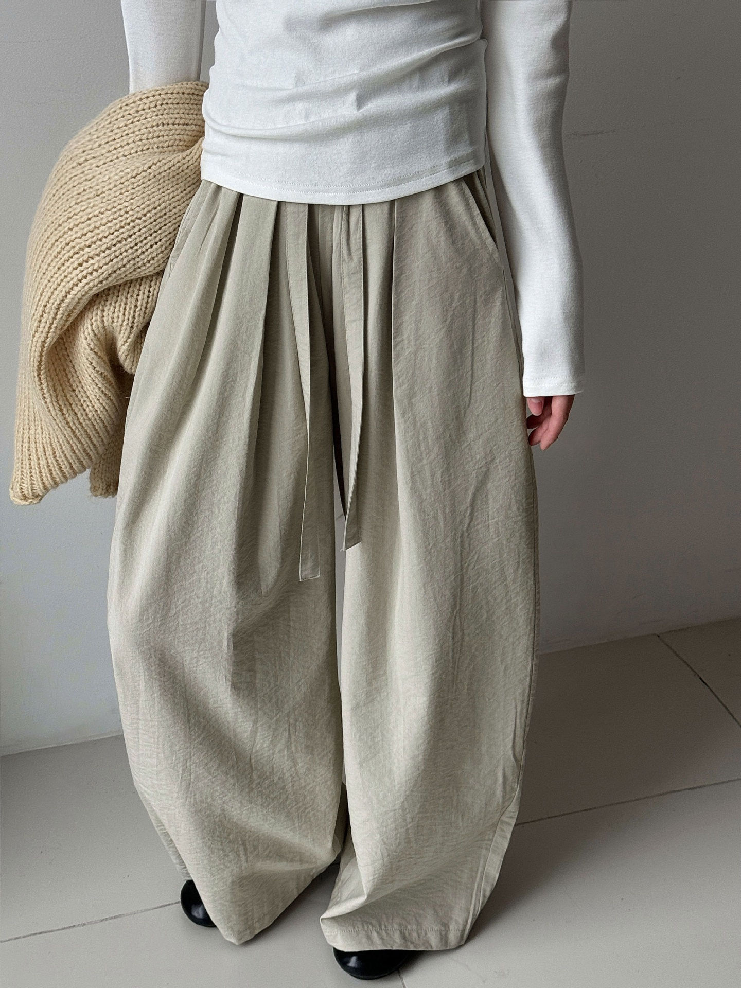 Luxi Japanese Style Simple Elastic Waist Drawstring Wide Leg Pants (1781)