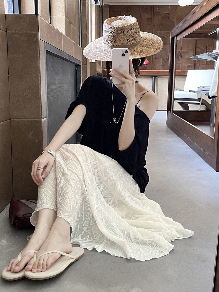Thumbnail: Gracetina Hoo French style Irregular Midi Skirt (BQA6054)