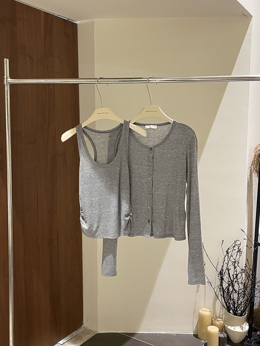 Thumbnail: Gracetina Hoo Gentle Tencel Acetate Vest Cardigan Two-Piece Sets (TZB827)