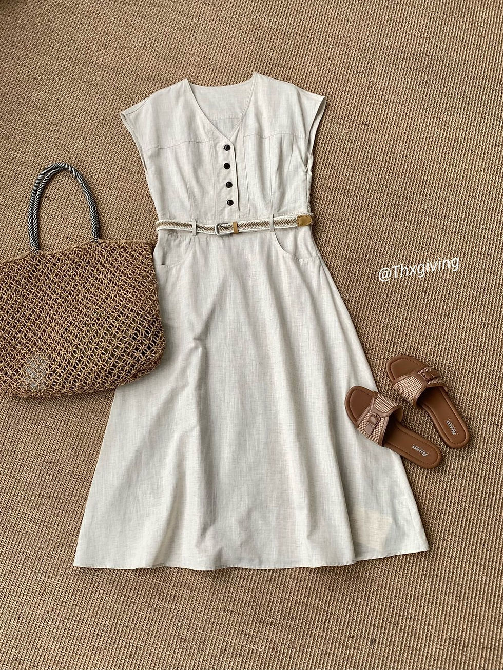 Thumbnail: T.G A-line vintage style V-neck dress (with belt) (26843)