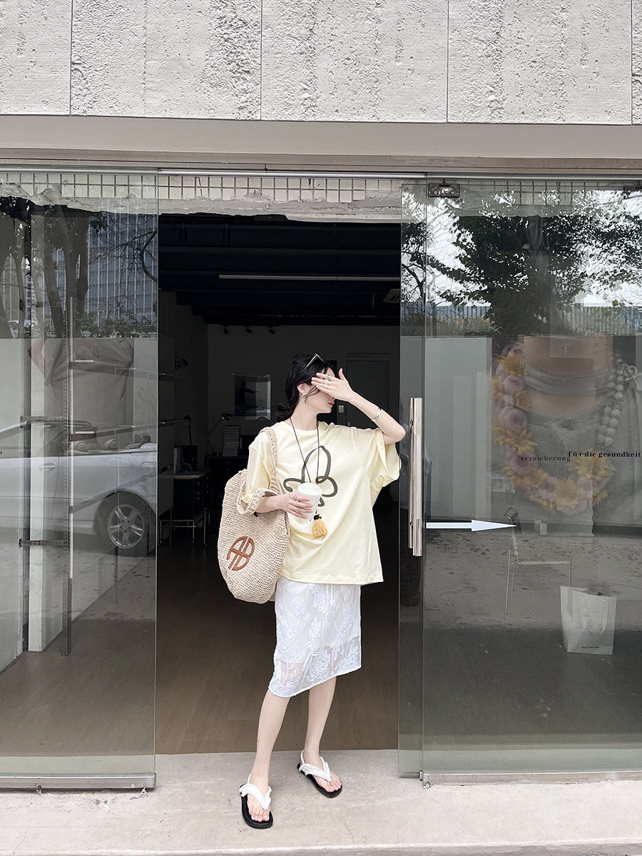Thumbnail: Gracetina hoo French style Sequin Casual Straighten Skirt (BQA424)