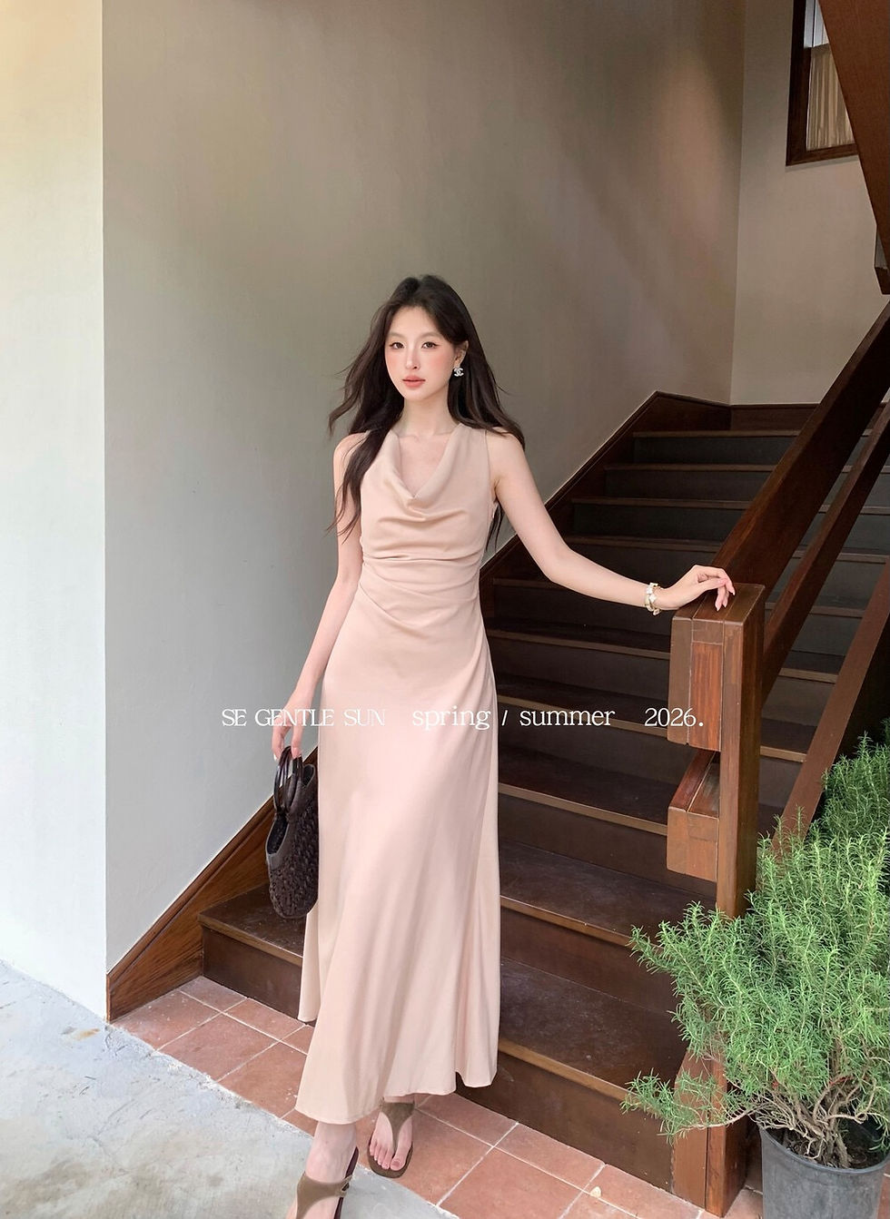Thumbnail: SE GENTLE SUN French Style Elegance Tencel Drape Neckline Slimming Dress (88653)