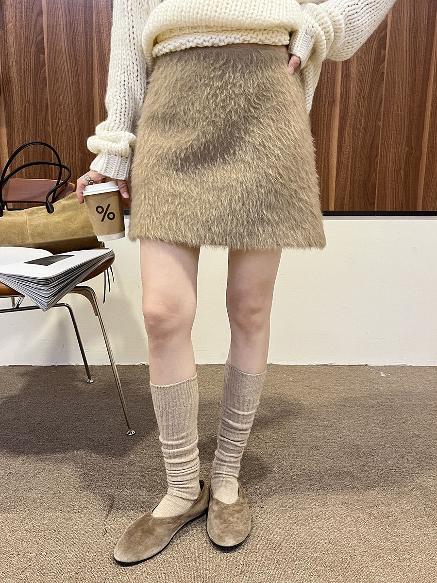 Thumbnail: Gracetina hoo French Style Fuzzy A Line Mini Skirt (BQA5243)