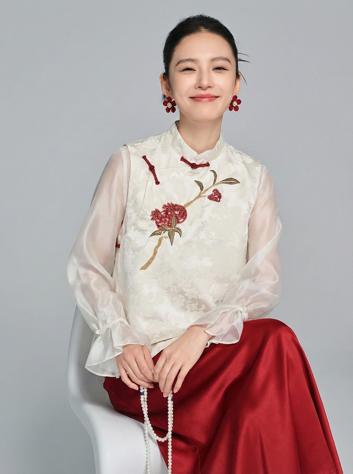 Cervotessile New Chinese Style Sequined Vest (8253-1)