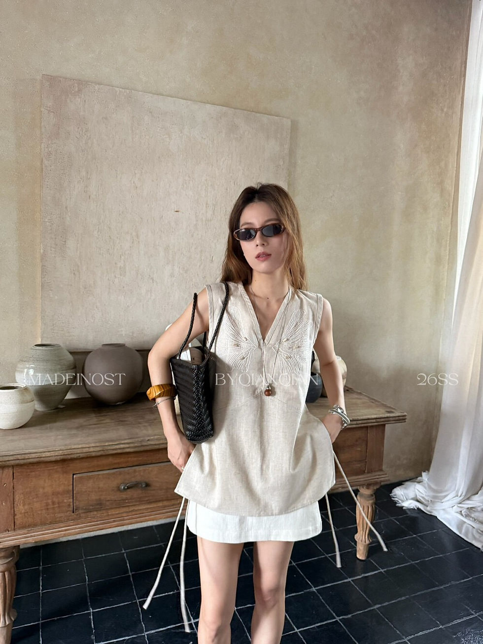 Thumbnail: MADEIN OST Resort Style Beaded Sleeveless Top (91531)