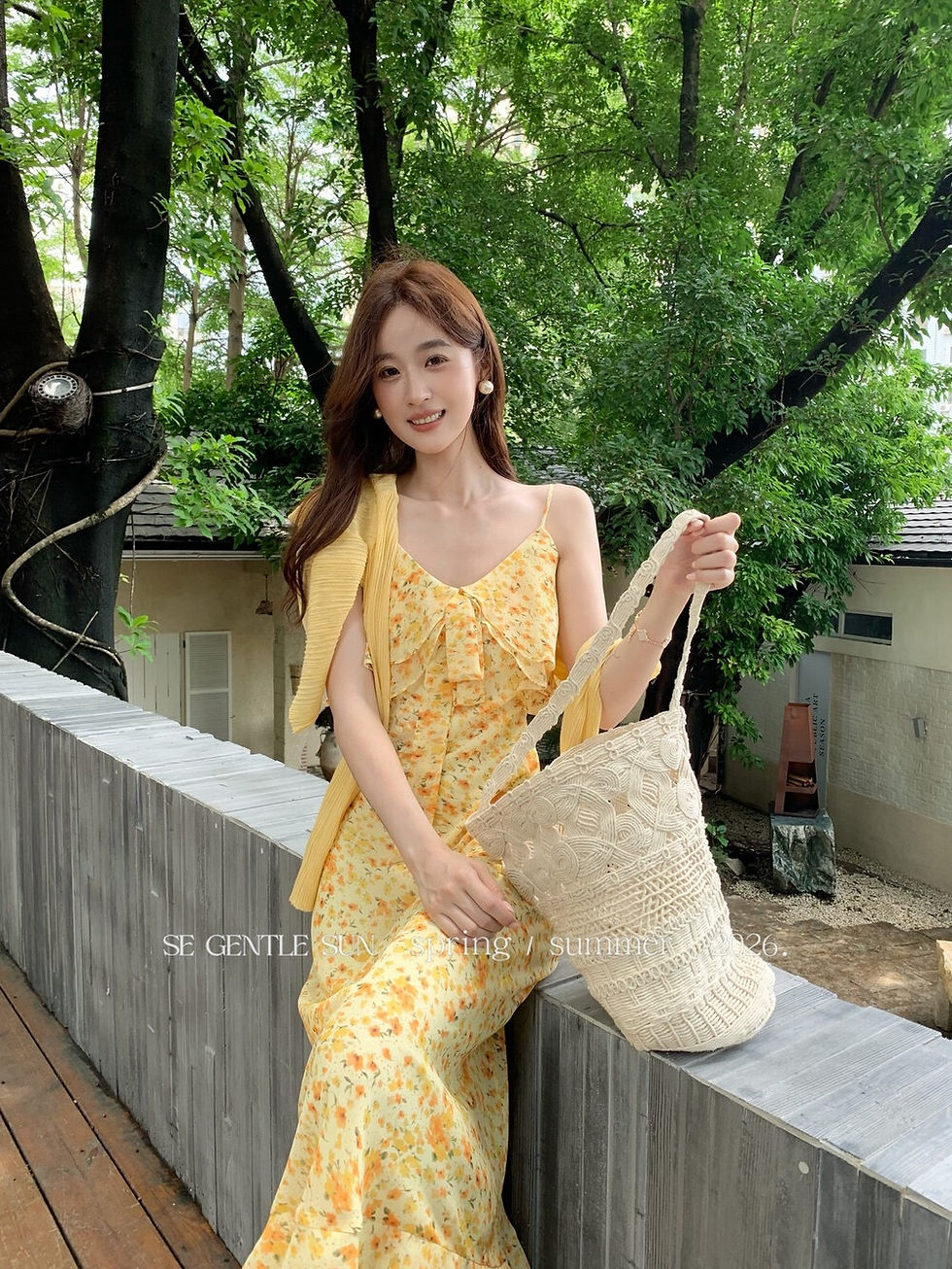 Thumbnail: SE GENTLE SUN Romantic and Elegant Ruffled Spaghetti Strap Dress (88693)