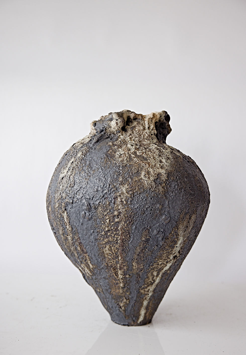 Thumbnail: Awakening Relics Vase II_ Dark