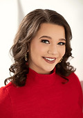 Alana Headshot.jpg