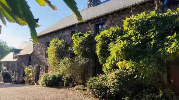 Drôles De Bretonnes - Au Fabuleux Domaine en Brocéliande :
nature, sérénité, et piscine chauffée ! 35750 Iffendic
