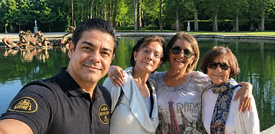 Mochilero bassin d appolon 3 touristes.png
