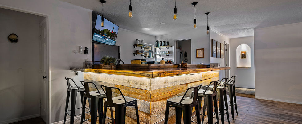 The Rustic Rest MLS-18.jpg