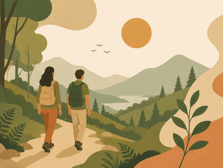 Ilustração minimalista de duas pessoas a caminhar por um trilho de montanha rodeado por floresta, representando os benefícios do banho de floresta para o bem-estar físico e mental.