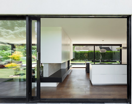 beautiful kitchen view from the outside.jpg