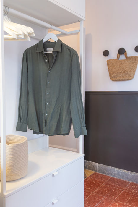 Habitación luminosa en Haaus Coliving, alojamiento temporal y alquiler de habitaciones en Barcelona – Gràcia.