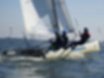 Catamaran zeilen tijdens het Zeilkamp