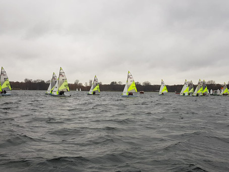 Boterletter wedstrijd op de Kralingseplas