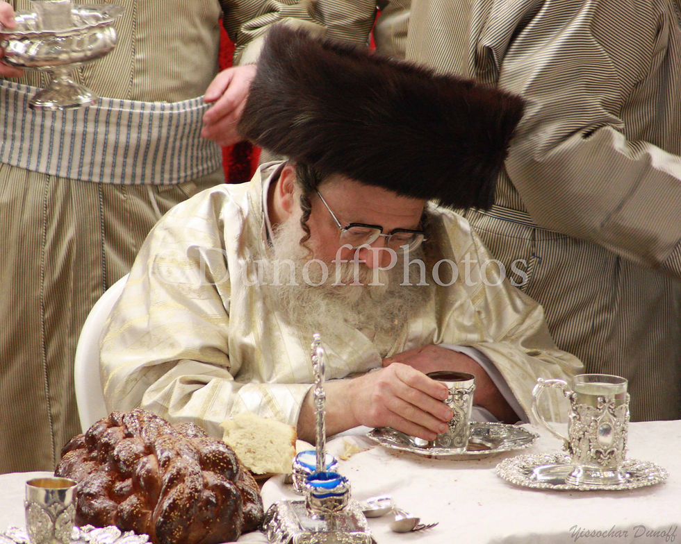Toldos Avraham Yitzchak Rebbe cup.JPG
