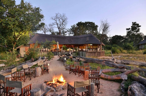 Khulu Bush Lodge Main Area