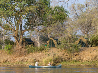 Mana Pools Canoeing Safari