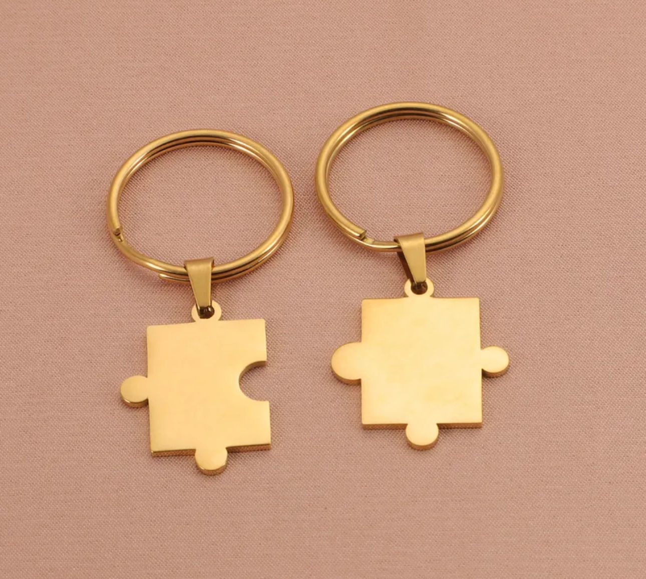 Personalised Jigsaw Puzzle Keychain – Matching Pair