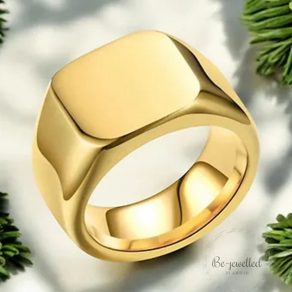 Thumbnail: Premium signet ring gold durable stainless steel