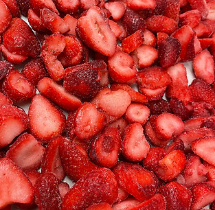 FREEZE DRIED STRAWBERRIES.jpeg