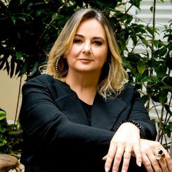 Roberta Freire