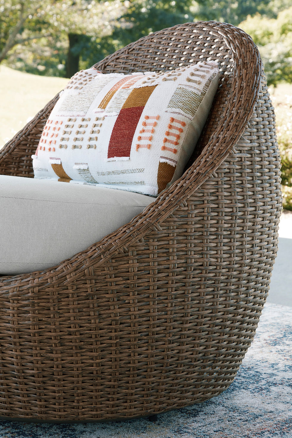 Thumbnail: Double Point Loveseat & 2 Swivel Chairs