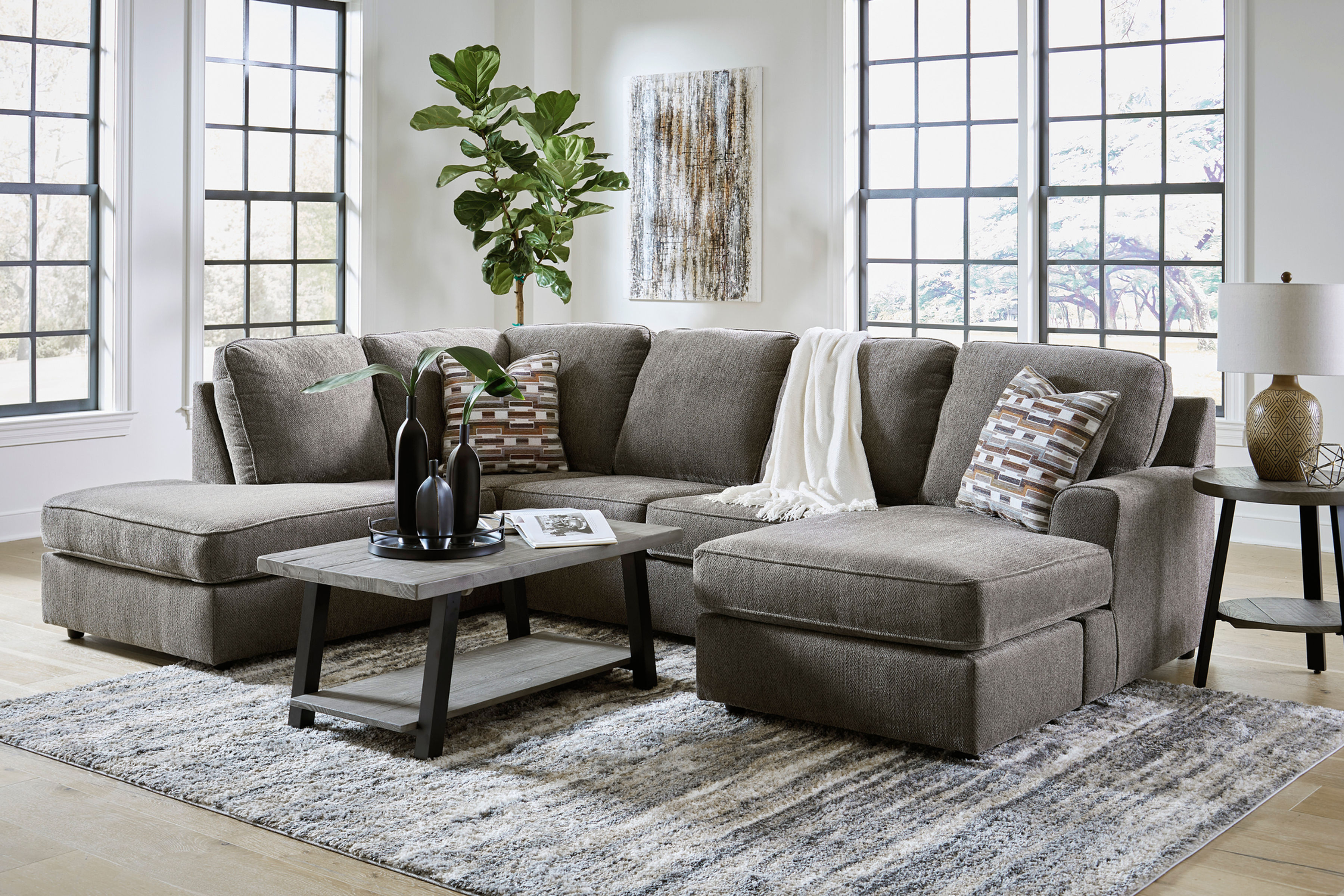 O'Phannon Putty LAF 2-PC Sectional w/ Chaise