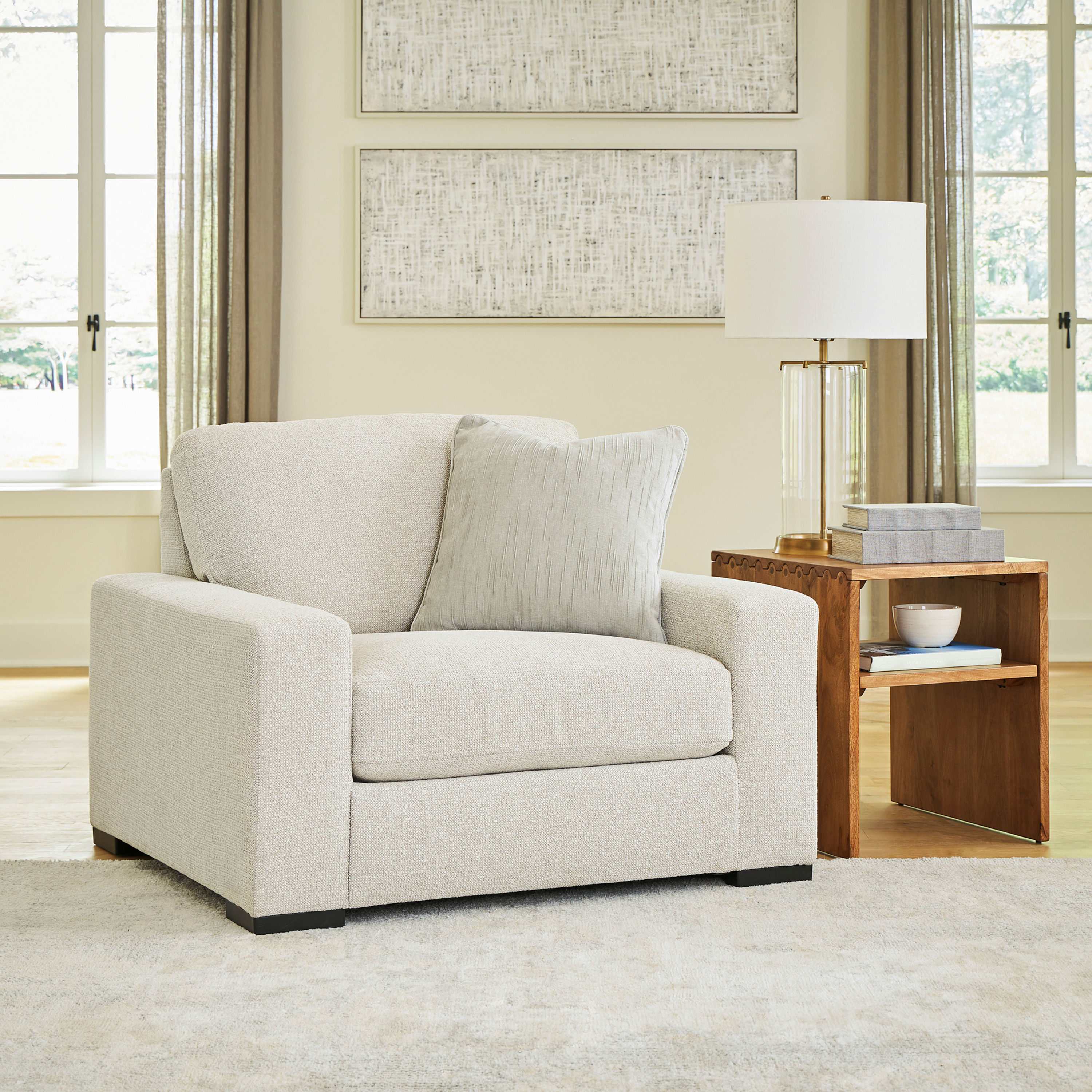 Conlee-Pike Linen Chair & 1/2