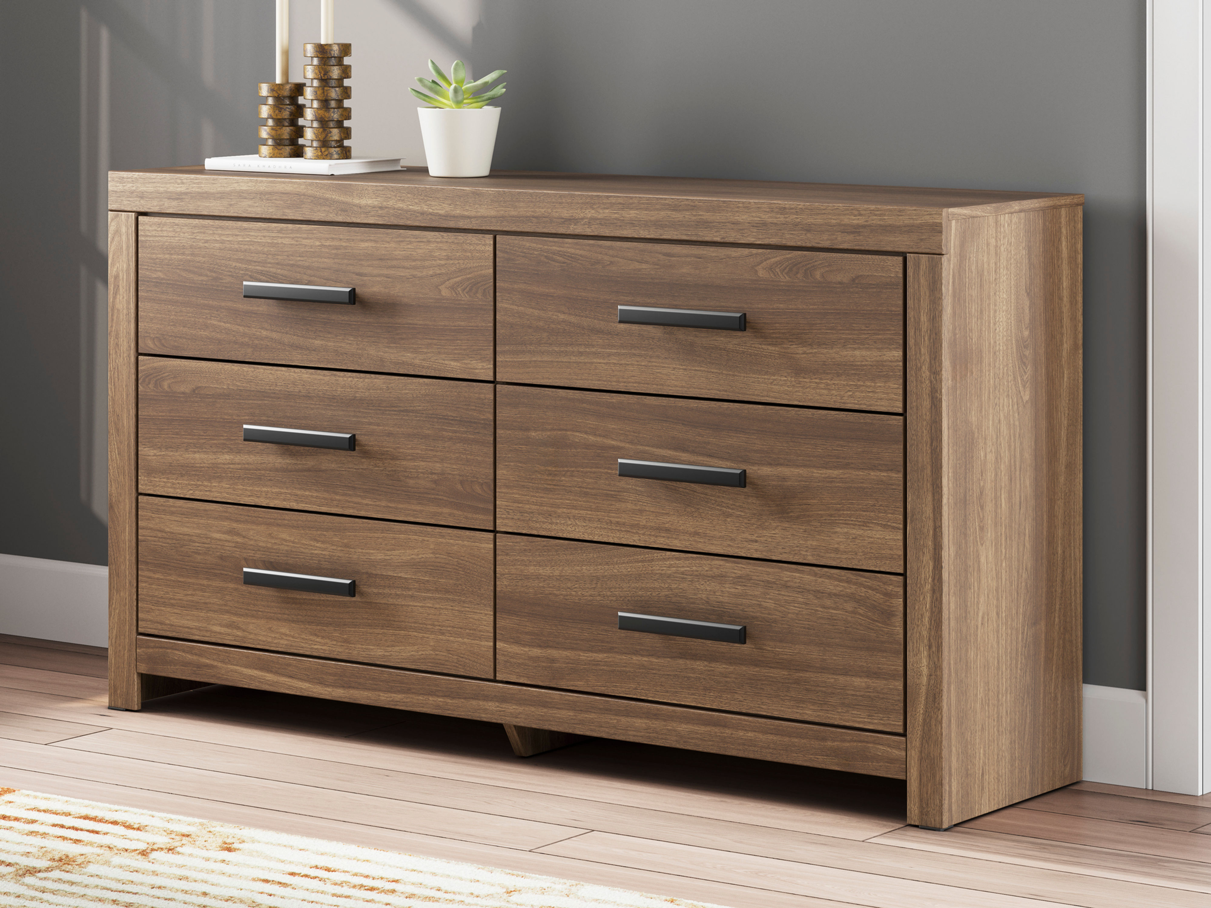 Broachmyn Dresser