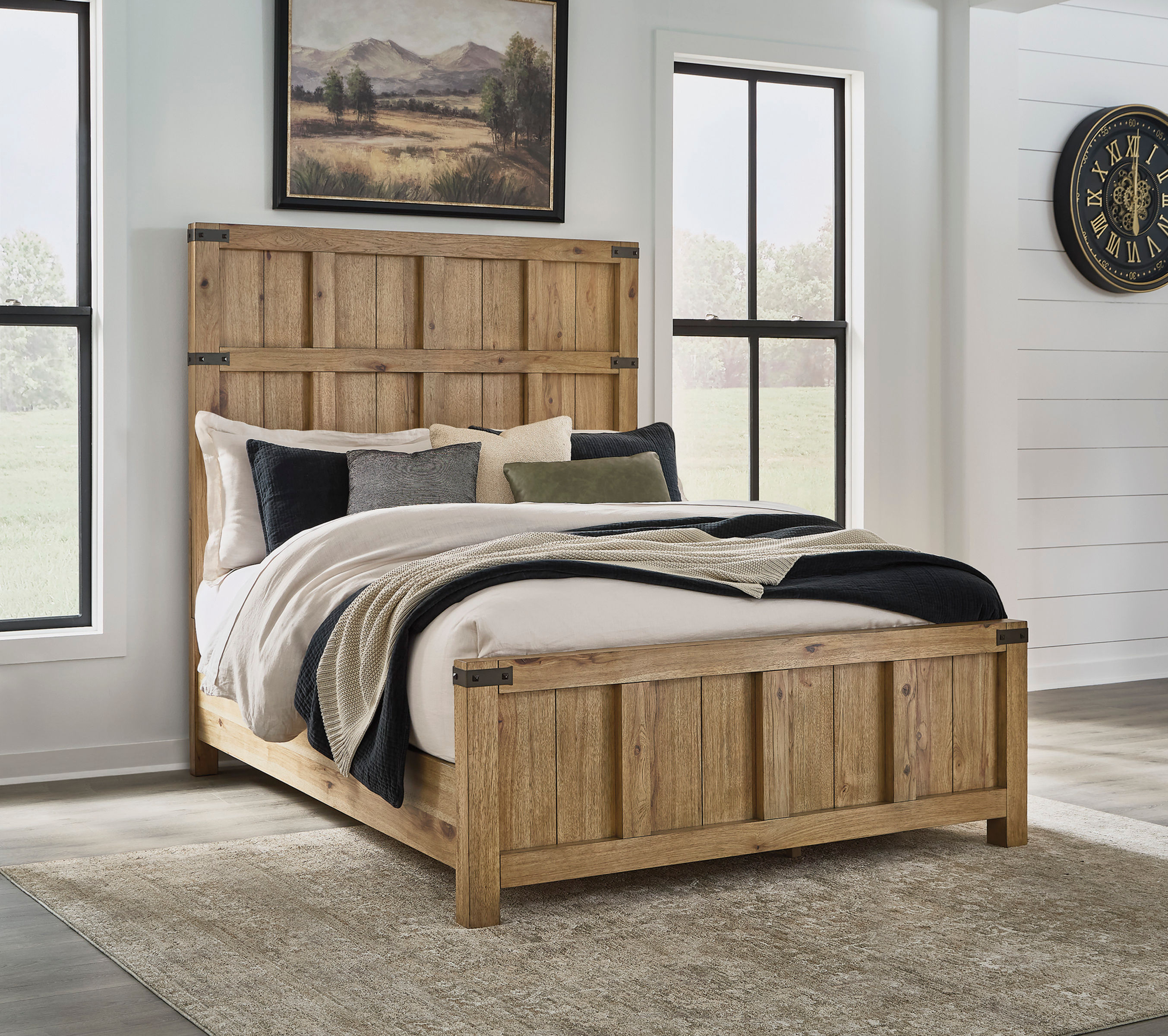 Ridgester Maple Queen Panel Bed