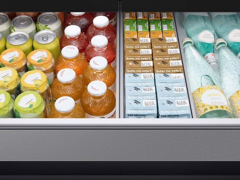 Thumbnail: Samsung Bespoke 4-Door French Door Refrigerator in Charcoal Glass Top and